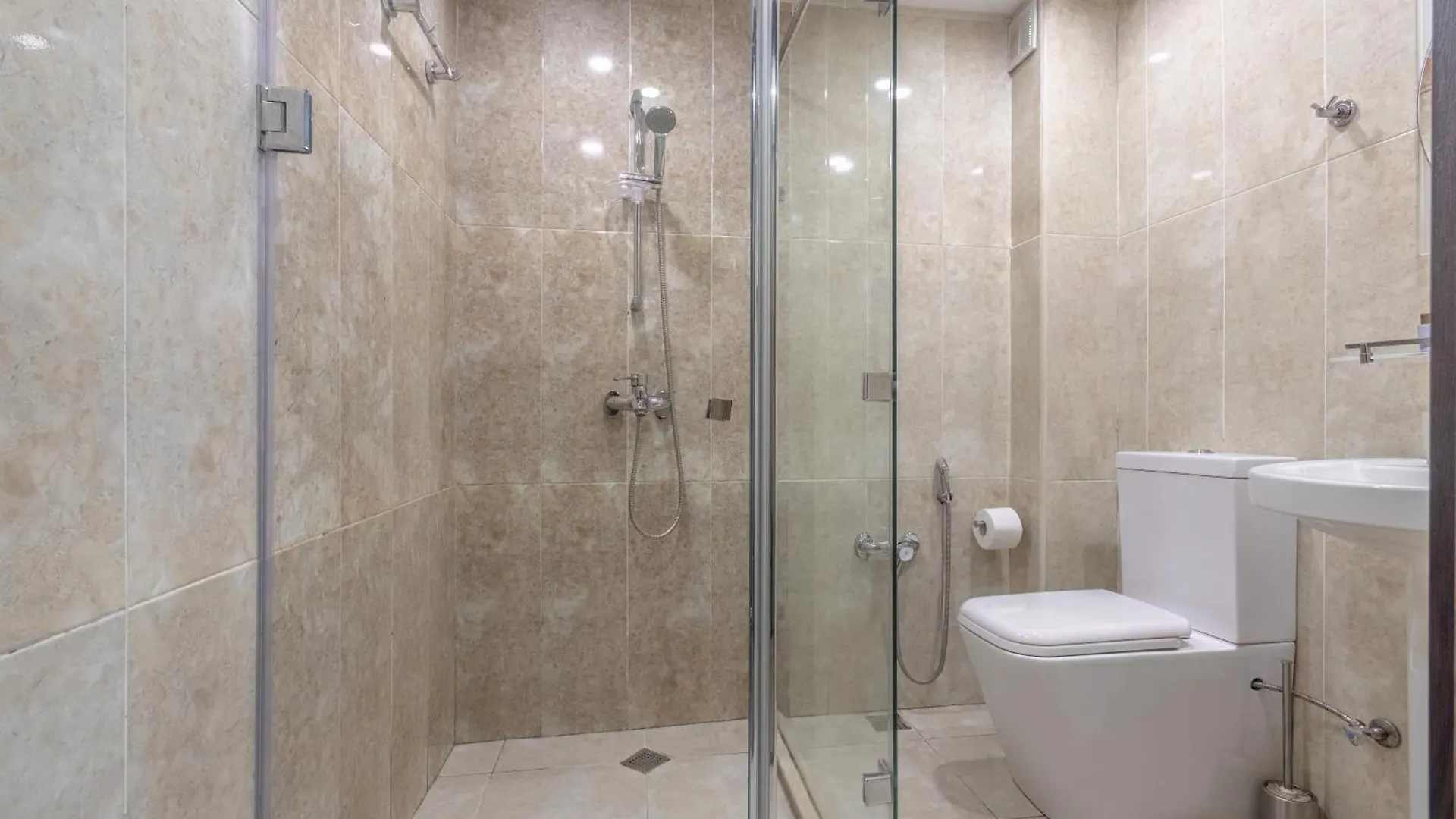 Deluxe City Hotel Nz Baku 4*,